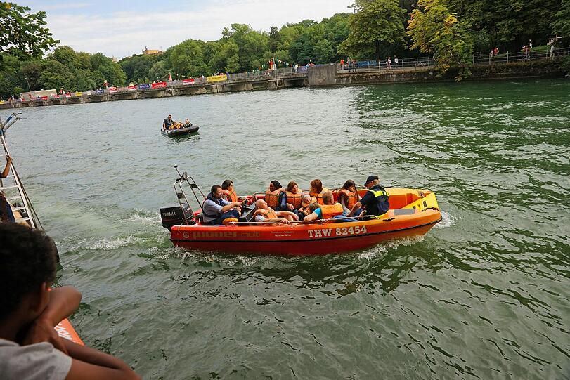 Spaß an der Isar: das Party-Wochenende auf und zwischen den Brücken.