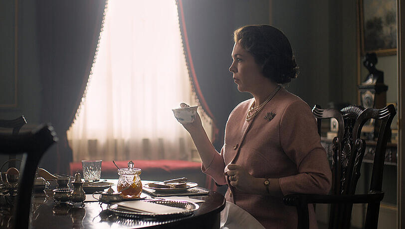 Olivia Colman kann in "The Crown" als Queen Elizabeth II. überzeugen Olivia Colman kann in "The Crown" als Queen Elizabeth II. überzeugen