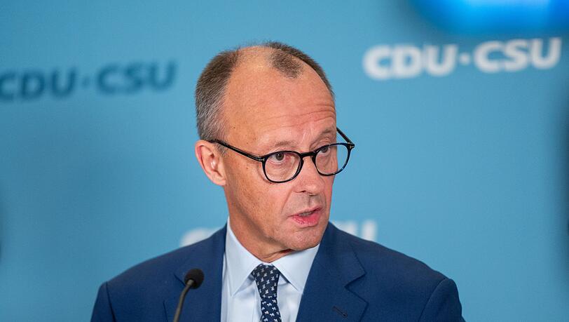 Die Neuwahl wäre in der zweiten Januar-Hälfte möglich, meint CDU-Chef Friedrich Merz. Die Neuwahl wäre in der zweiten Januar-Hälfte möglich, meint CDU-Chef Friedrich Merz.