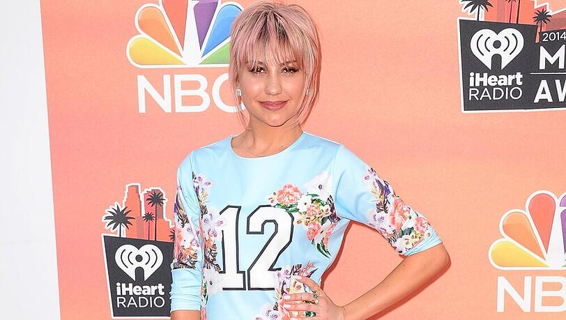 Das Outfit von Chelsea Kane auf dem roten Teppich der "iHeartRadio" Music Awards macht einfach nur gute Laune Das Outfit von Chelsea Kane auf dem roten Teppich der "iHeartRadio" Music Awards macht einfach nur gute Laune