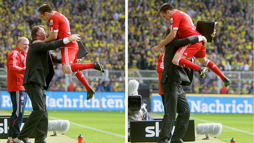 12. September 2009: Nach seinem Treffer zum 3:1 bei Borussia Dortmund (Endstand 5:1) springt Ribéry Trainer van Gaal in die Arme.