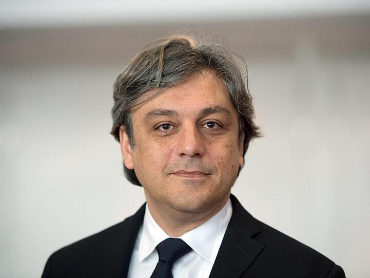Luca de Meo wird bei Renault der Interimschefin Clotilde Delbos nachfolgen.