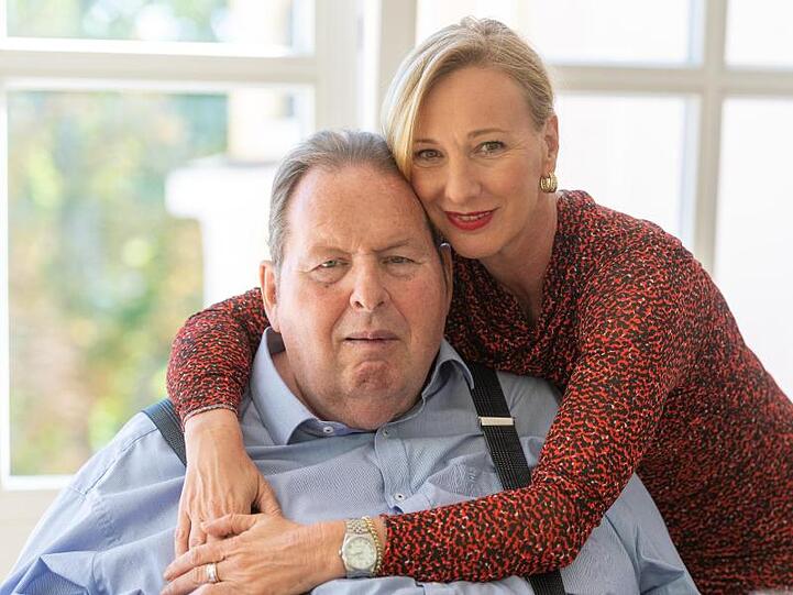 Ottfried Fischer und seine Lebensgefährtin Simone Brandlmeier: Der 66-Jährige will noch einmal heiraten.
