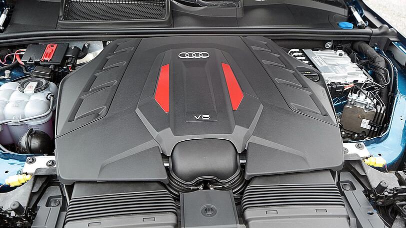 Der Biturbo-V8 in SQ7 und SQ8 realisiert aus vier Litern Hubraum 507 PS und ein maximales Drehmoment von druckvollen 770 Newtonmetern.