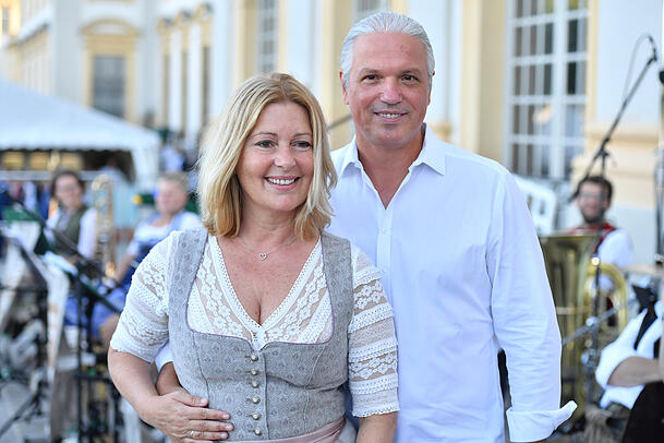 Karin Thaler mit ihrem Ehemann Milos Malesevic.