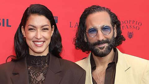 Rebecca Mir und Massimo Sinat&oacute; sind seit 2015 verheiratet.