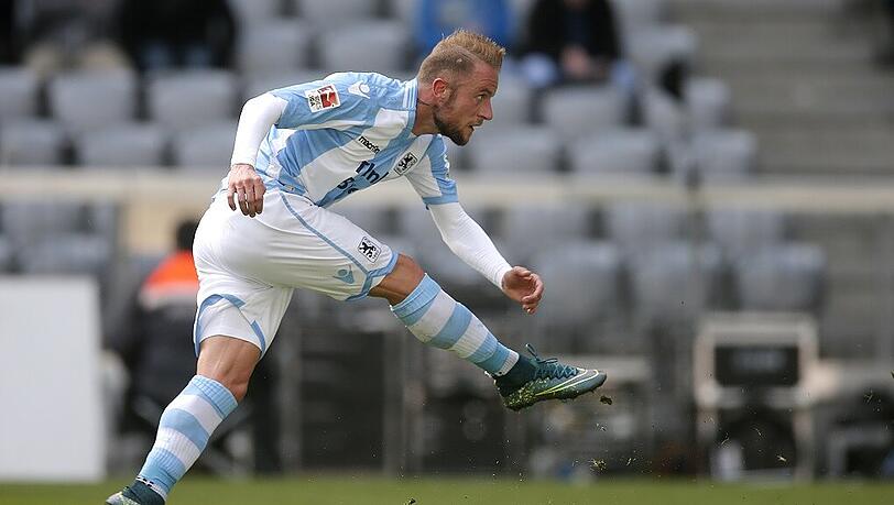Kann wieder mittrainieren: Löwen-Mittelfeldspieler Daniel Adlung. Kann wieder mittrainieren: Löwen-Mittelfeldspieler Daniel Adlung.