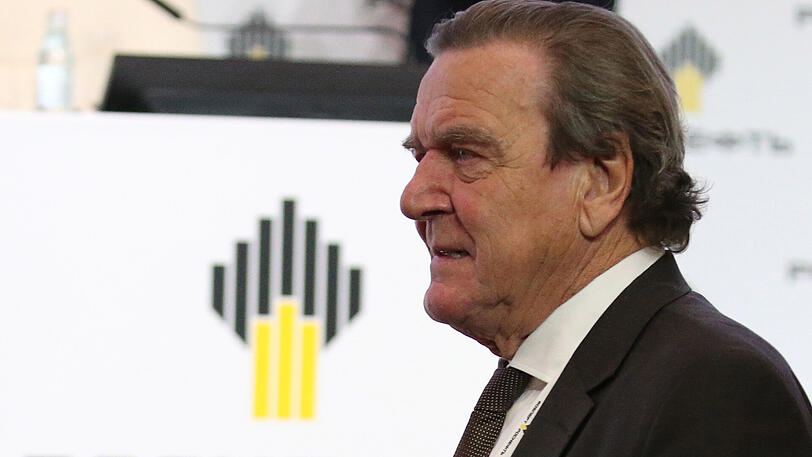 Ex-Bundeskanzler Gerhard Schröder zieht in den Aufsichtsrat von Rosneft ein.