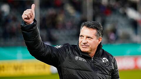 Hofft, dass das Selbstvertrauen der Freiburger nach zwei Niederlagen nicht ganz so groß ist: Sandhausens Trainer Alois Schwartz.