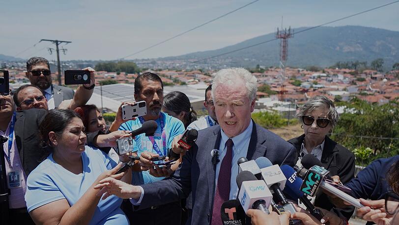 Van Hollen gibt an, die US-Regierung sage im Fall von Abrego Garcia nicht die Wahrheit.