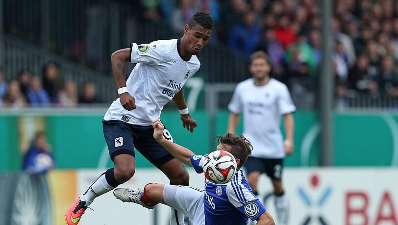 Er machte den Unterschied aus: Rubin Okotie (l.) traf gegen Kiel doppelt für die Löwen. Er machte den Unterschied aus: Rubin Okotie (l.) traf gegen Kiel doppelt für die Löwen.