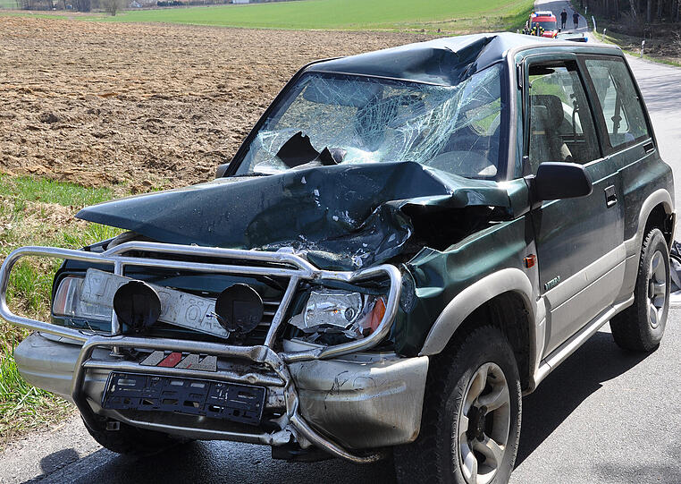 Unfall im Landkreis Mühldorf: Der Motorradfahrer erlitt schwerste Verletzungen.