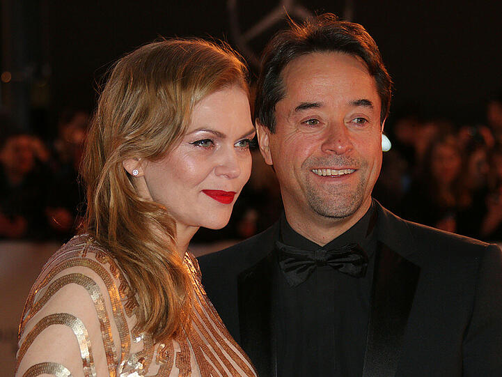 Anna Loos mit Ehemann Jan Josef Liefers bei der "Goldenen Kamera 2015" in Hamburg