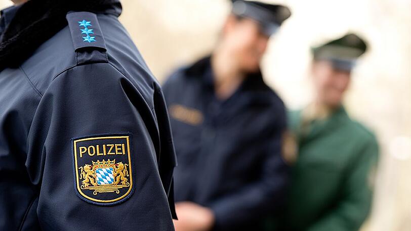 Die Polizei nahm die beiden Räuber fest.