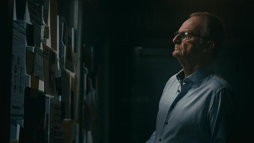 Frank Plasberg präsentiert den Dokumentarfilm "23 - Der mysteriöse Tod eines Hackers" für den Bezahlsender Sky. Frank Plasberg präsentiert den Dokumentarfilm "23 - Der mysteriöse Tod eines Hackers" für den Bezahlsender Sky.
