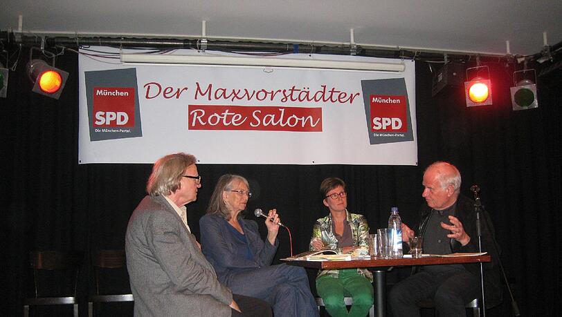 Diskussion in der Maxvorstadt.