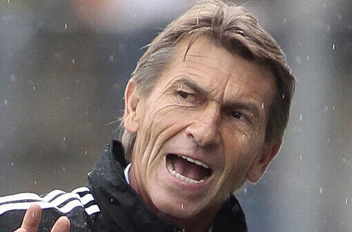 Klaus Augenthaler (Ex-Nationalspieler und -Bayern-Profi): "Ich erwarte 75 Prozent Ballbesitz und hoffe, dass sie es dann umsetzen können, dass sie das Tor machen, das wichtig ist, um die Chelsea-Abwehr zu knacken. Das könnte dann schon reichen. Aber ich tippe nicht. Ich habe mich die letzten Male total vertippt."