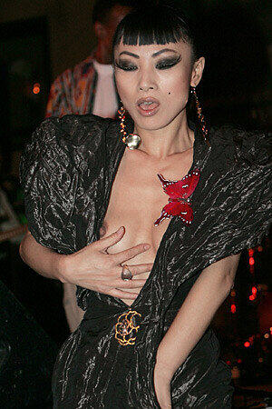 ...die chinesische Schauspielerin Bai Ling.