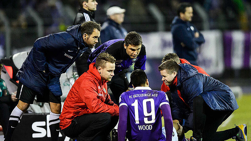 Schwere Verletzung am rechten Knie: Bobby Wood war erst in der Winterpause nach Aue gekommen. Schwere Verletzung am rechten Knie: Bobby Wood war erst in der Winterpause nach Aue gekommen.