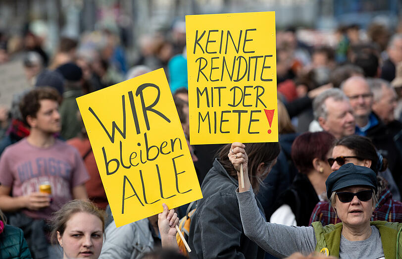 Schon 2019 gingen die Menschen in München wegen der hohen Mieten auf die Straße. Seitdem hat sich die Situation noch verschärft. Schon 2019 gingen die Menschen in München wegen der hohen Mieten auf die Straße. Seitdem hat sich die Situation noch verschärft.