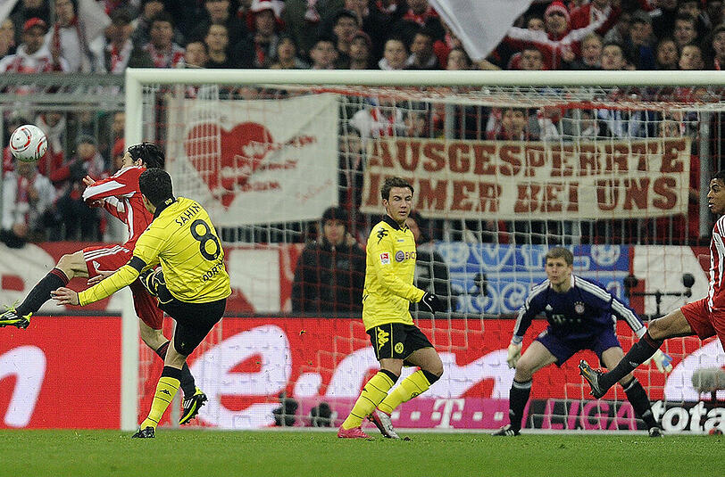 26.2.2011 &ndash; 24. Spieltag, Bayern-Dortmund 1:3: Erstmals seit der Niederlage unter Lerby gewinnt der BVB beim FC Bayern &ndash; und es ist die Vorentscheidung in Sachen Meisterschaft. Nuri Sahins Zaubertor besiegelt die Niederlage der Bayern und das Aus im Titelrennen.