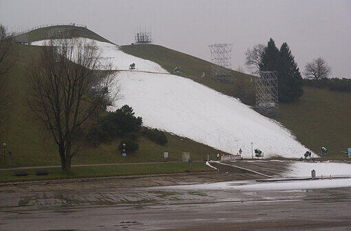 Zu wenig Schnee am Olympiaberg! Der Audi FIS Ski World Cup Parallelslalom wurde abgesagt!