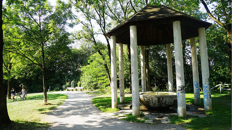Dieser Rundpavillon auf dem Neuhofener Berg ist jetzt in der Denkmalliste.