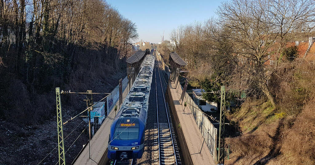 Verkehrsexperten-fordern-Regionalzughalt-Kolumbusplatz-vorantreiben