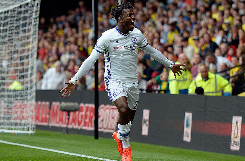 Platz 11: Michy Batshuayi - von Olympique Marseille zum FC Chelsea für 39 Mio. Euro.