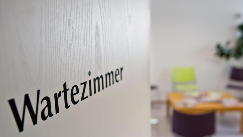 KBV-Chef Gassen: "Es kann dauerhaft kaum jedem Patienten sanktionsfrei gestattet bleiben, jeden Arzt jeder Fachrichtung beliebig oft aufzusuchen". KBV-Chef Gassen: "Es kann dauerhaft kaum jedem Patienten sanktionsfrei gestattet bleiben, jeden Arzt jeder Fachrichtung beliebig oft aufzusuchen".