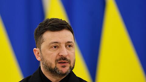 Der ukrainische Pr&auml;sident Wolodymyr Selenskyj hat trilaterale Gespr&auml;che f&uuml;r kommende Woche in Abu Dhabi angek&uuml;ndigt. (Archivbild)