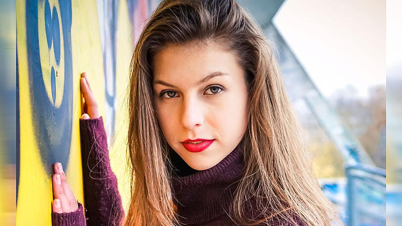 Nicola (18)