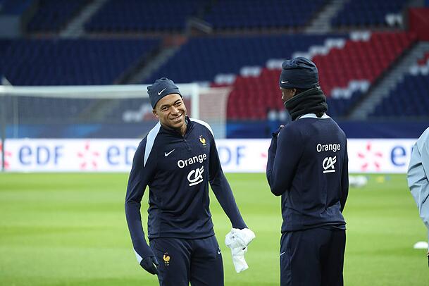 Er baggert an Upamecano: Kylian Mbappé von Real Madrid.