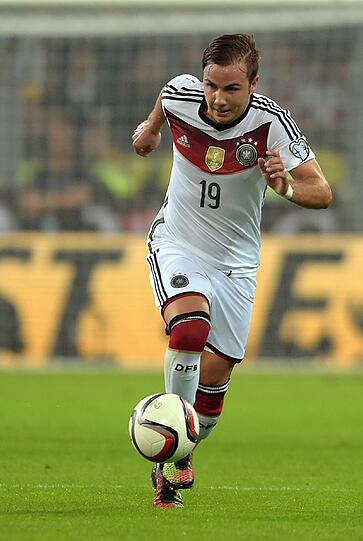 MARIO GÖTZE - NOTE 4 - Nur der eine Mario spielte: Götze, der Ex-Dortmunder. Konnte sich ganz vorne im Zentrum nicht behaupten, wurde später torgefährlicher. Vergab zu verspielt das 3:1 (89.). Aber: Ballverlust vorm 1:1.