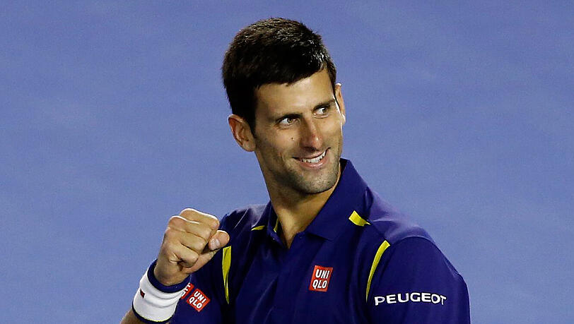 Novak Djokovic freut sich über seinen sechsten Triumph bei den Australien Open. Novak Djokovic freut sich über seinen sechsten Triumph bei den Australien Open.