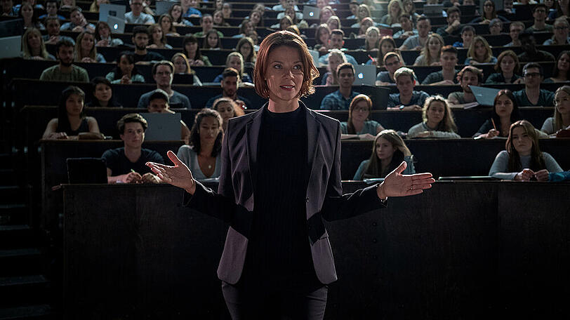 Jessica Schwarz in der neuen Netflix-Serie "Biohackers"
