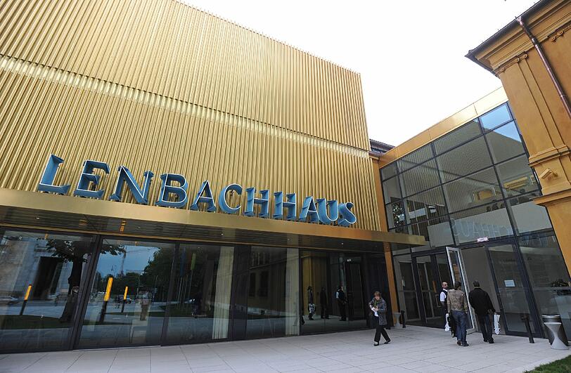 Das Gebäude glänzt noch ganz neu: das Lenbachhaus.