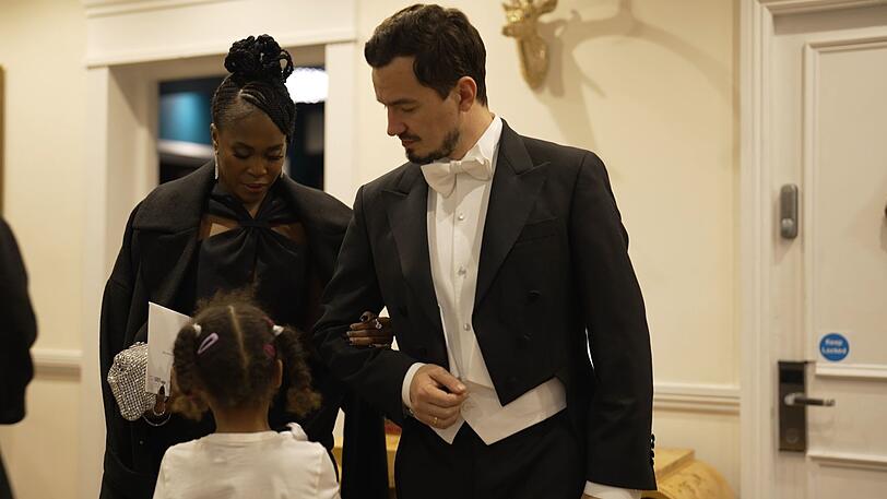 Gemeinsam mit ihrem Ehemann Evgenij Voznyuk (42) zieht Tänzerin Motsi Mabuse eine Tochter groß. Gemeinsam mit ihrem Ehemann Evgenij Voznyuk (42) zieht Tänzerin Motsi Mabuse eine Tochter groß.
