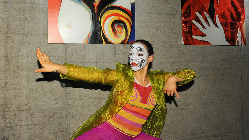 Die Models waren mit ihrem Bodypainting selbt Teil der Performance.