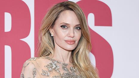 Angelina Jolie hat verraten, dass sie k&uuml;nftig mehr Zeit au&szlig;erhalb der USA verbringen m&ouml;chte.