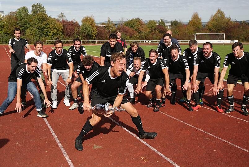 Der AZ-Freizeitkicker-Cup der Royal Bavarian Liga: Die Bilder vom Finale 2018 zum Durchklicken...