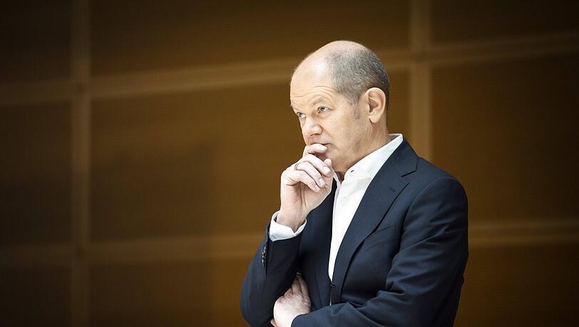Bundeskanzler Olaf Scholz dringt auf eine schnelle Lieferung durch die deutsche Rüstungsindustrie. (Archivbild)