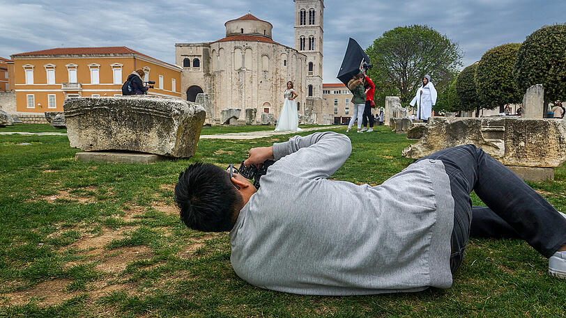 Tuan gibt beim Shooting in Zadar 100 Prozent.