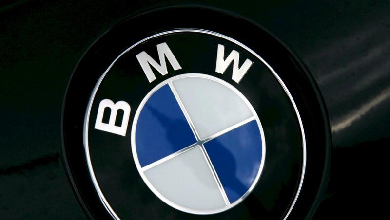 Mitarbeiter von BMW sollen Autoteile im Münchner Werk gelaut haben Mitarbeiter von BMW sollen Autoteile im Münchner Werk gelaut haben