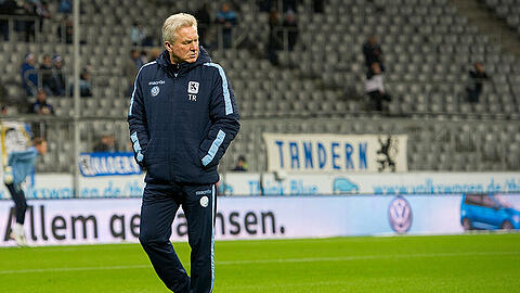 1:2-Niederlage gegen Heidenheim: Die Enttäuschung stand 1860-Coach Benno Möhlmann ins Gesicht geschrieben