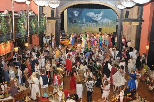 Fasching ist in: So voll war's beim Gauklerball im Künstlerhaus