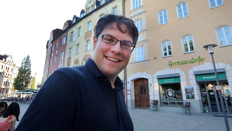 Markus Lutz, SPD-Politiker und langjähriger Vorsitzender des Sendlinger Bezirksausschusses. Markus Lutz, SPD-Politiker und langjähriger Vorsitzender des Sendlinger Bezirksausschusses.