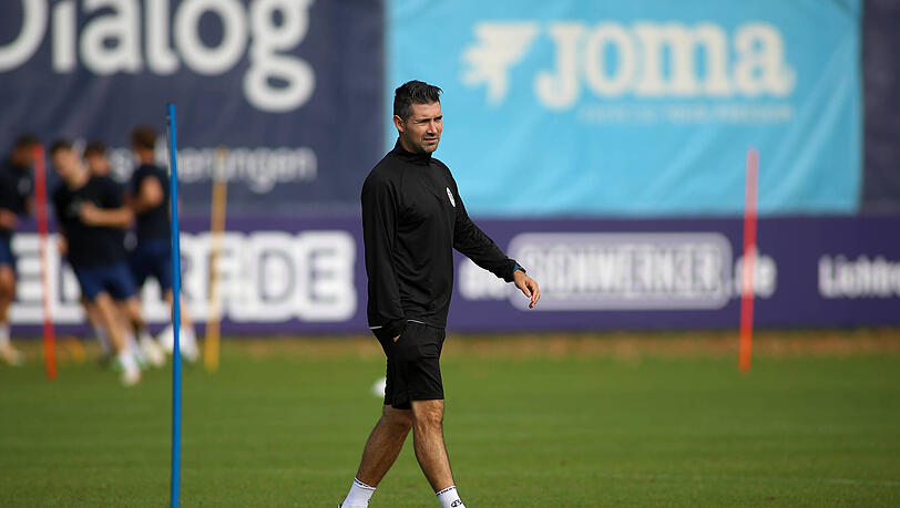 Muss auf Tunay Deniz verzichten: Löwen-Trainer Alper Kayabunar. Muss auf Tunay Deniz verzichten: Löwen-Trainer Alper Kayabunar.