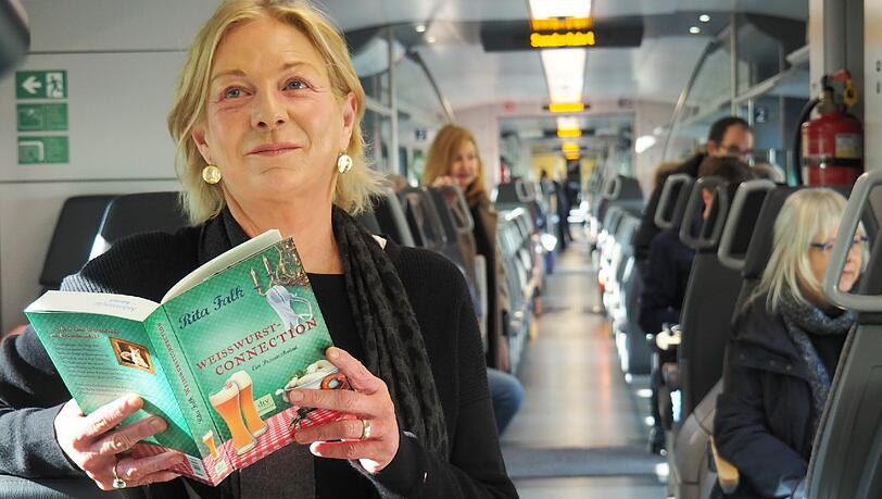 Auf dem Weg nach Rosenheim: Rita Falk liest im Meridian aus ihrem neuen Buch „Weißwurstconnection“. Auf dem Weg nach Rosenheim: Rita Falk liest im Meridian aus ihrem neuen Buch „Weißwurstconnection“.