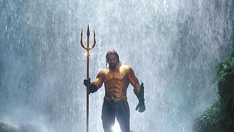 Jason Momoa ist der Aquaman.